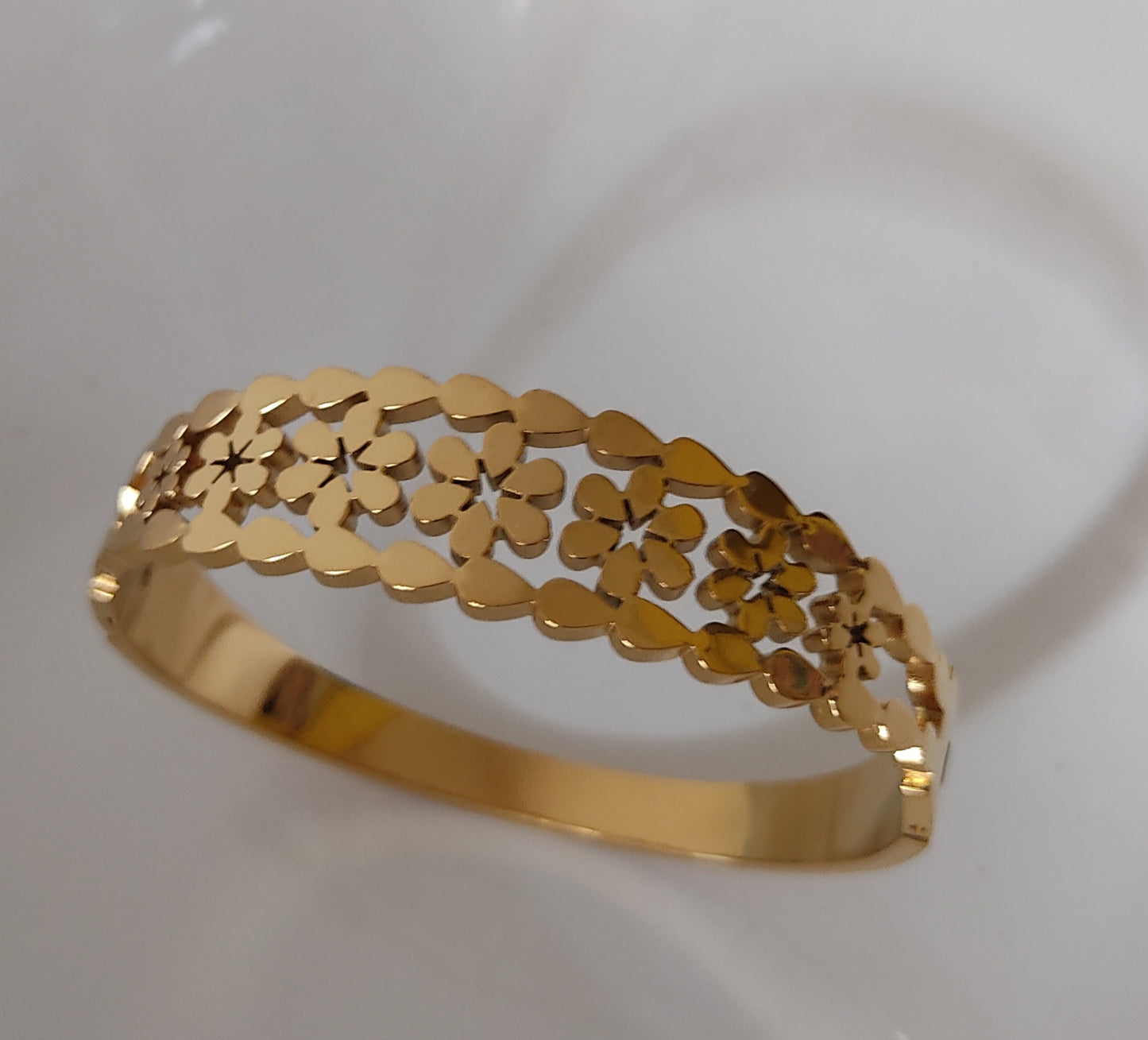 Floral Lace Gold-Plated Bangle Bracelet