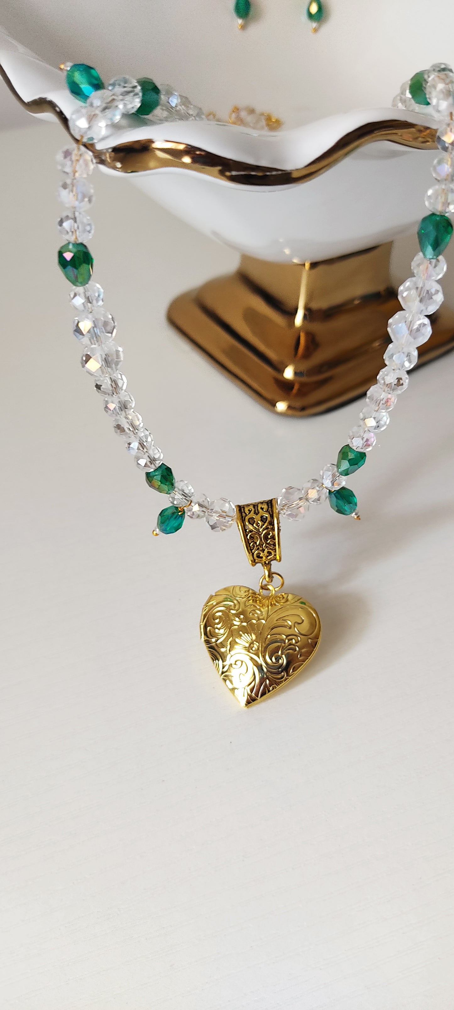 Emerald Crystal Heart Locket Necklace Set – 18K Gold Tone
