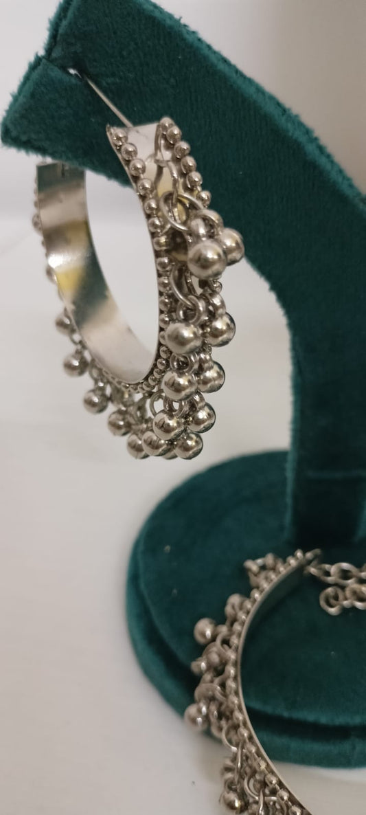 Adjustable Ghungraoo pair of Bangles with Chanbali Earrings