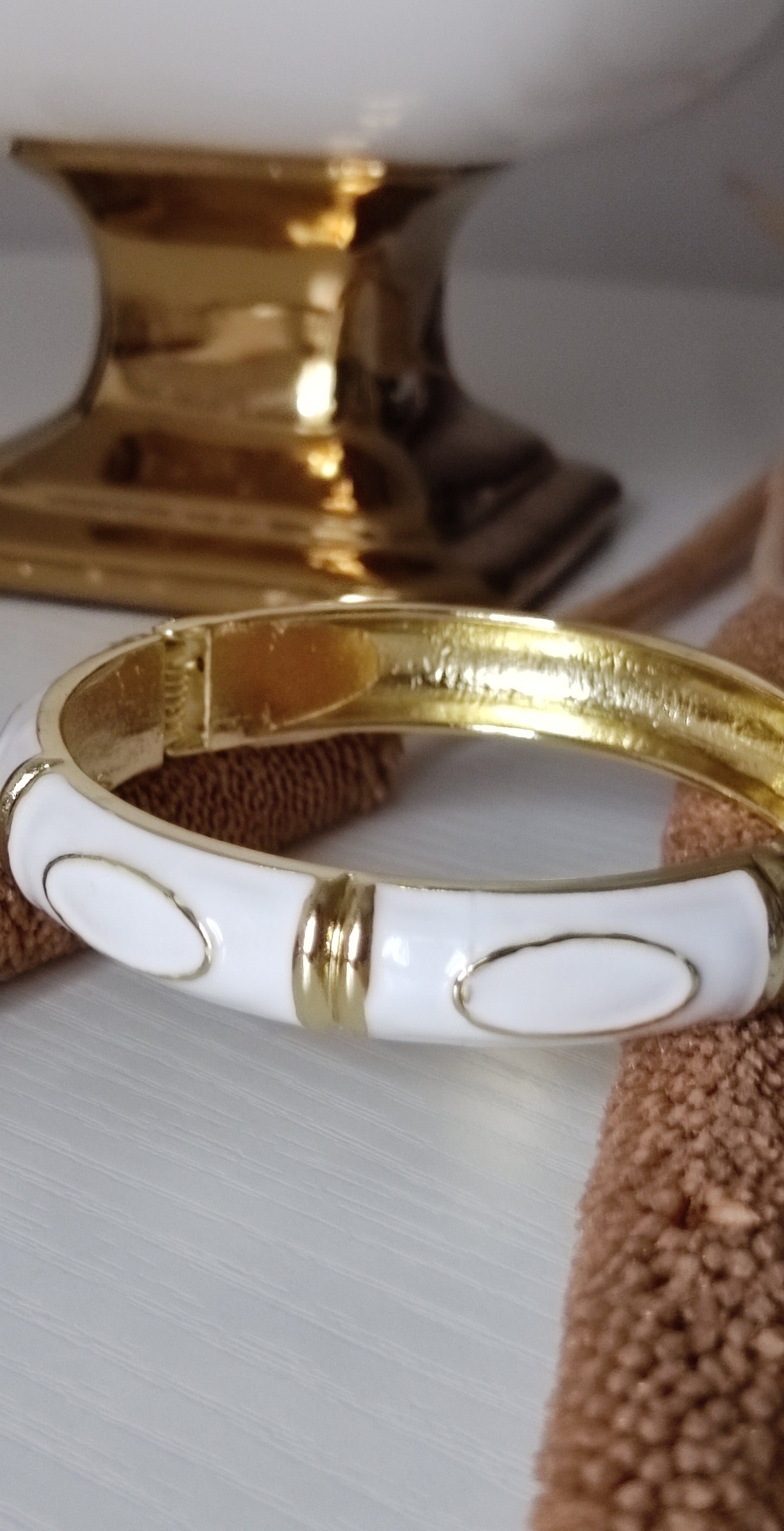 White Enamel & Gold-Plated Bangle