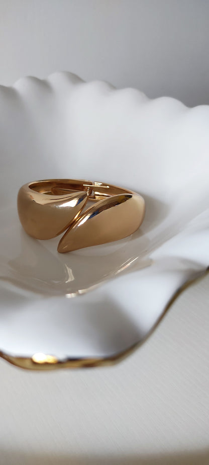 Elegantly Sculpted Gold-Plated Open Bangle Bracelet