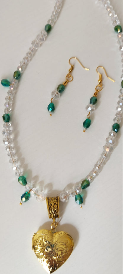 Emerald Crystal Heart Locket Necklace Set – 18K Gold Tone