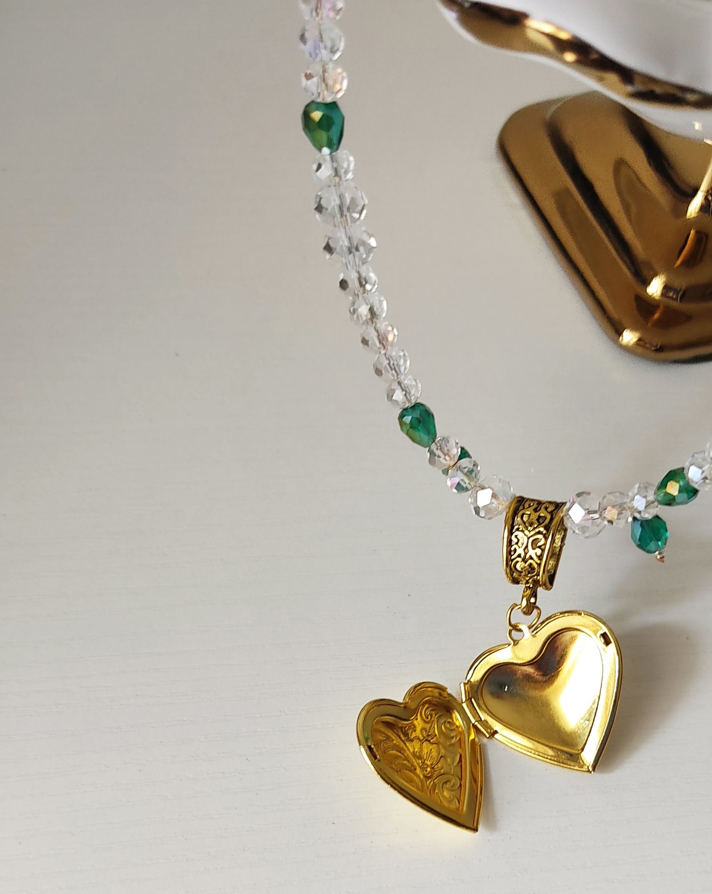 Emerald Crystal Heart Locket Necklace Set – 18K Gold Tone