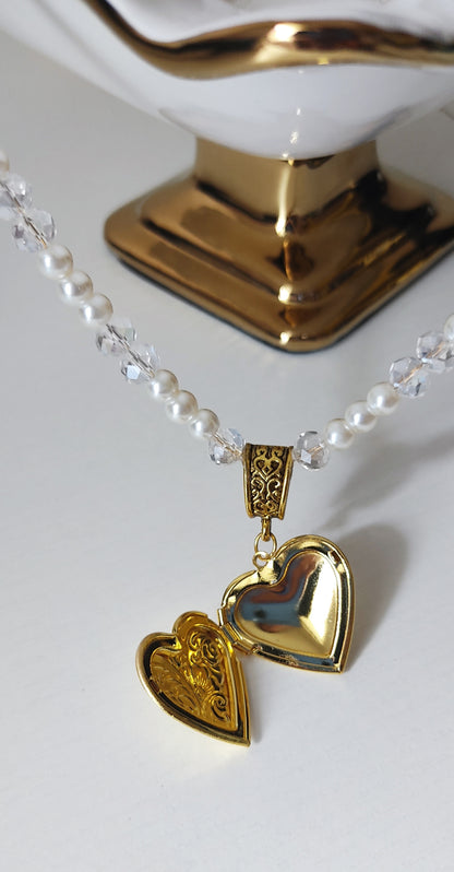 Elegant Pearl Crystal Heart Locket Necklace – 18K Gold Tone