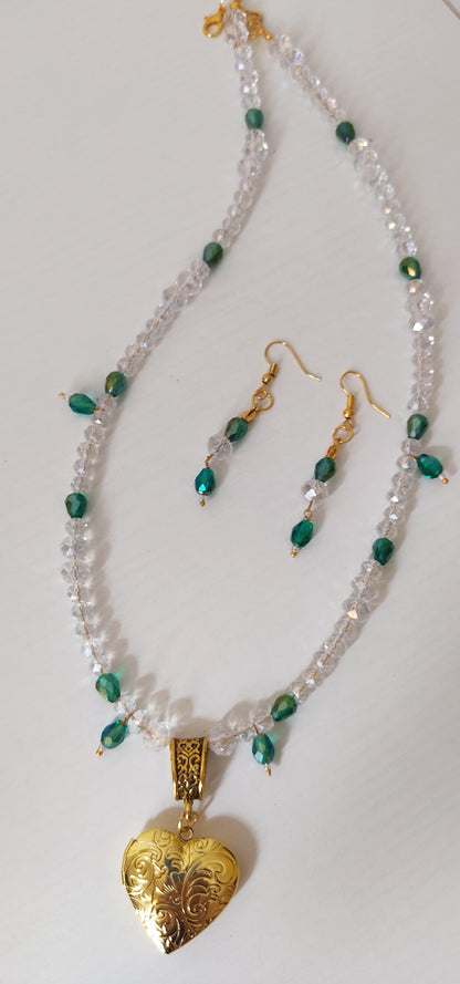 Emerald Crystal Heart Locket Necklace Set – 18K Gold Tone