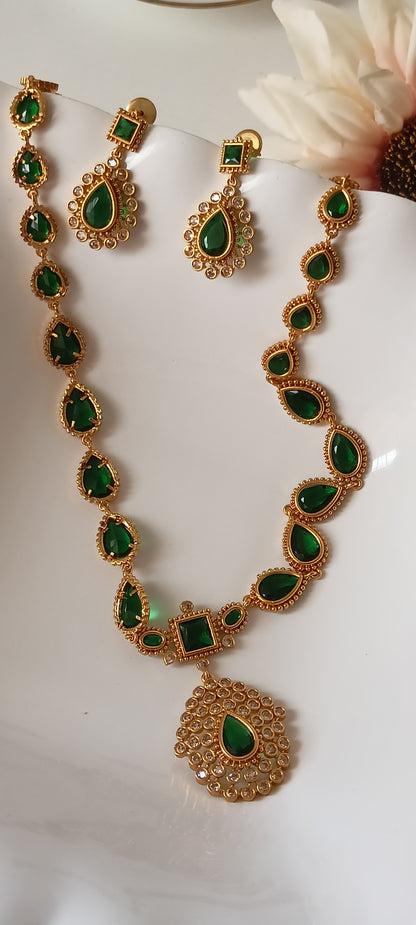 Elegant Green Stone Necklace Set with Earrings