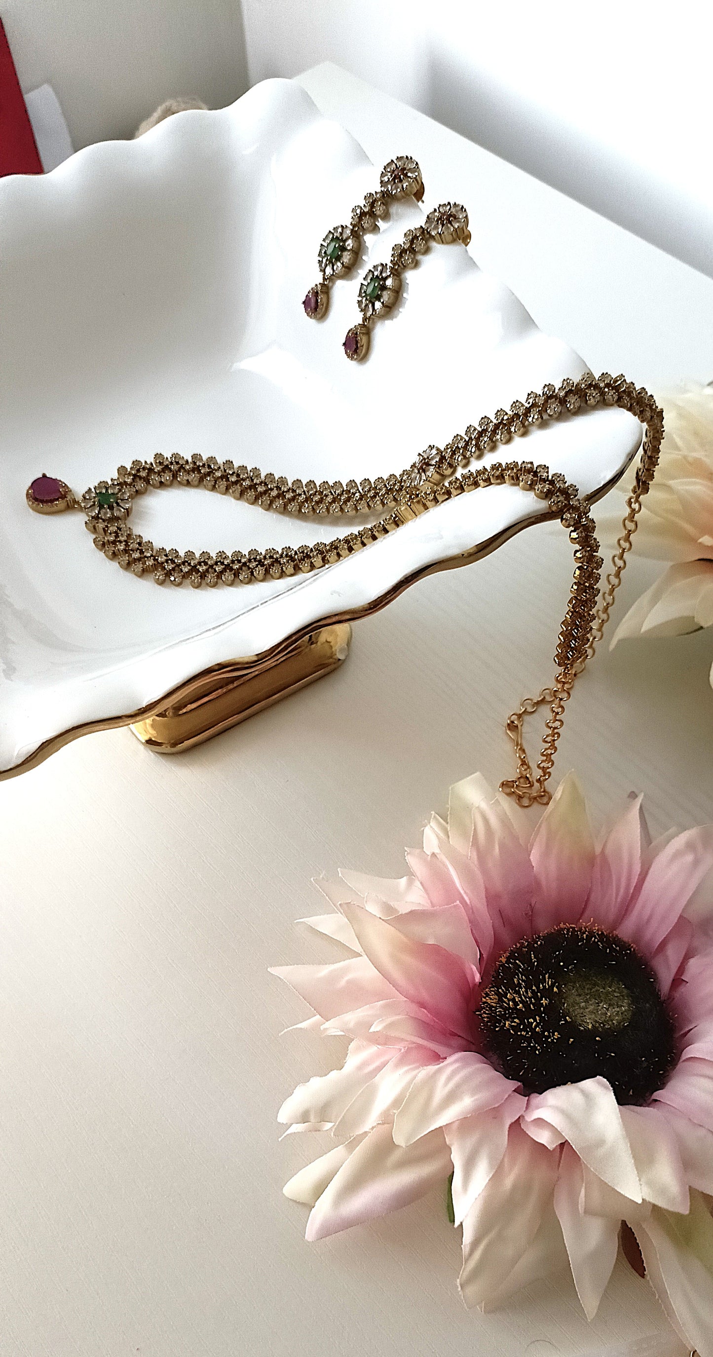 Classic Royal Necklace Set with Green & Pink Stones