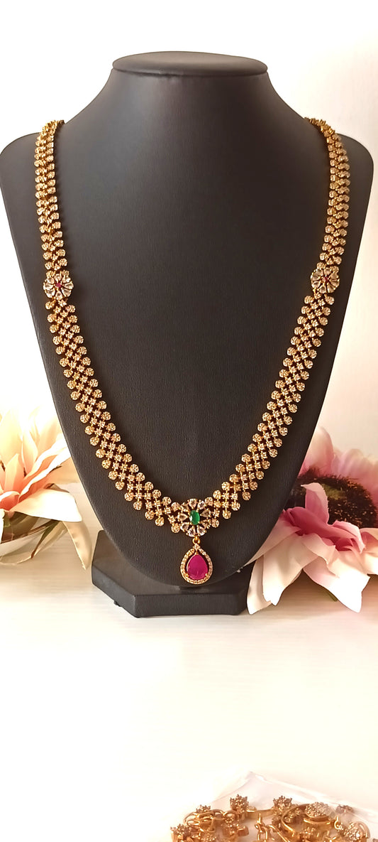 Classic Royal Necklace Set with Green & Pink Stones