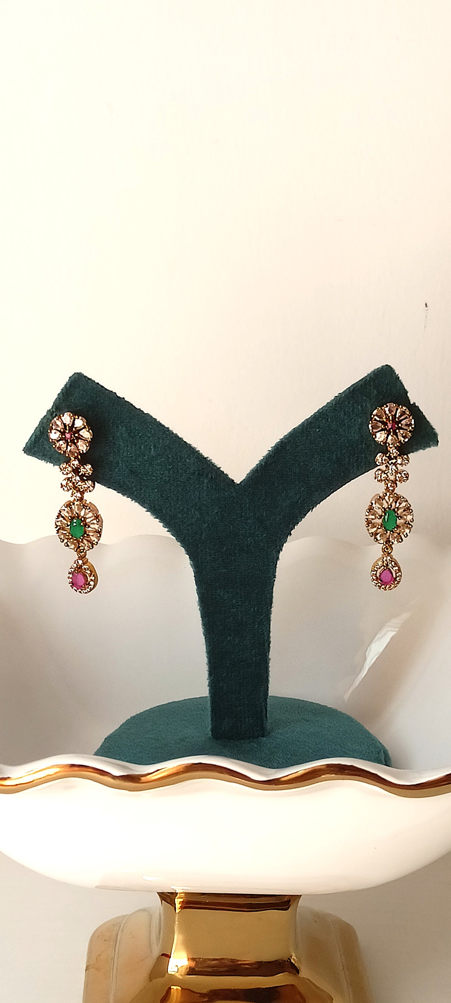 Classic Royal Necklace Set with Green & Pink Stones