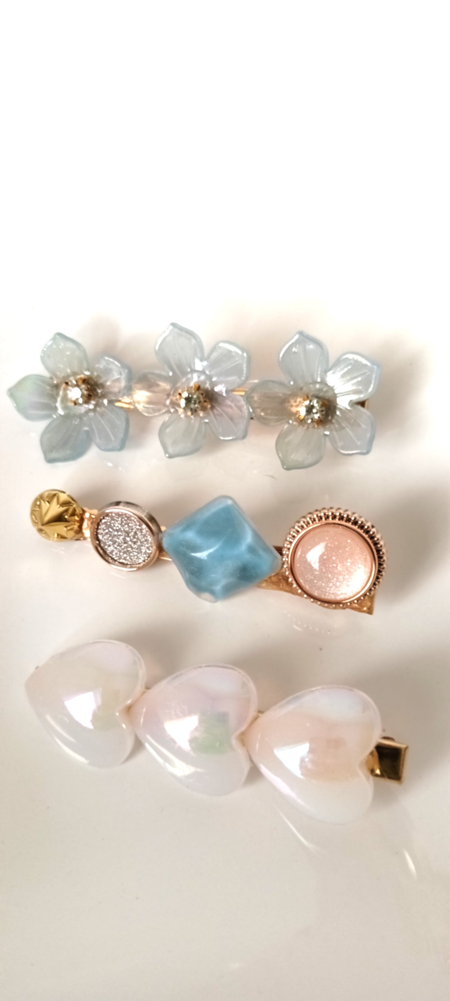 Heart & Crystal Flower Hair Clip Set – Pastel Blue & Pearl
