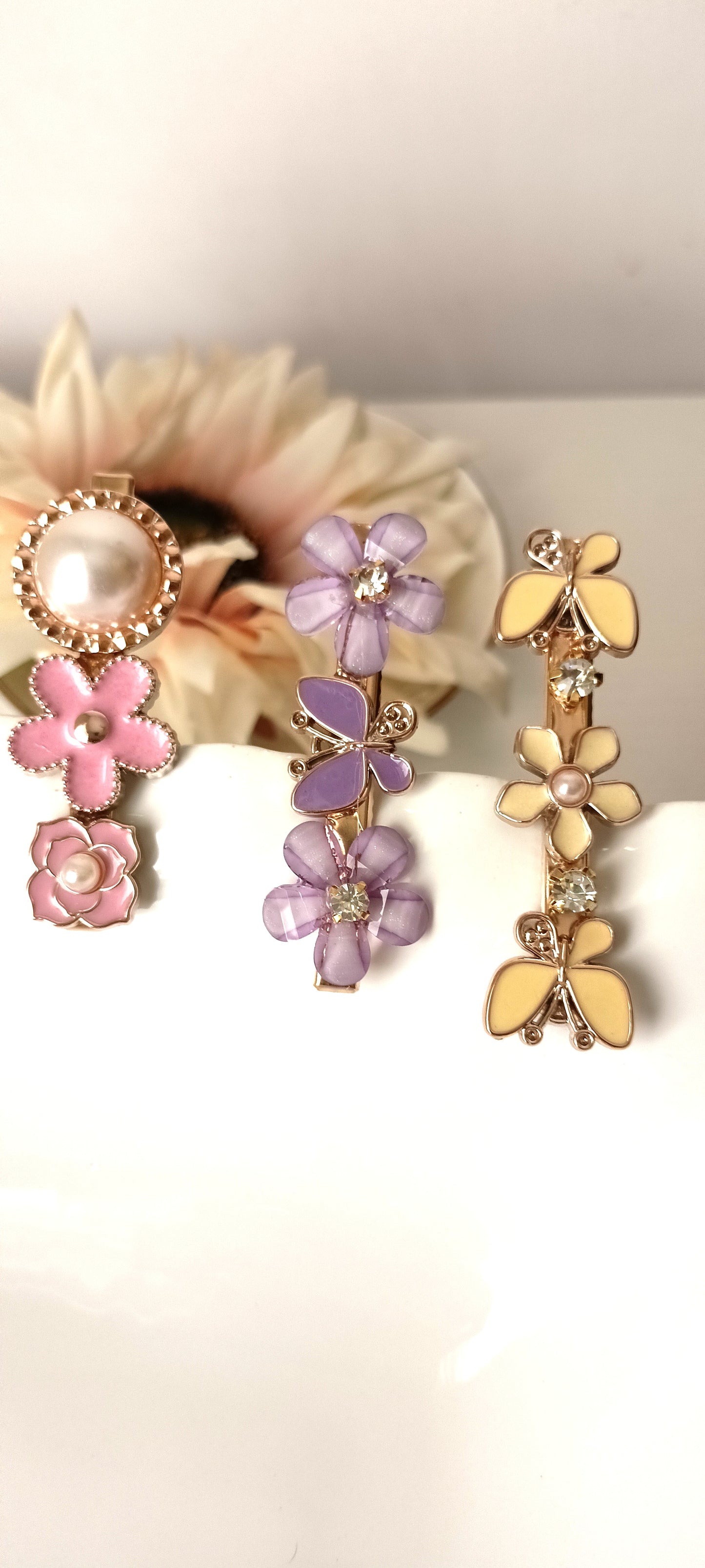 Butterfly & Floral Pastel Hair Clip Set – Lilac & Lemon
