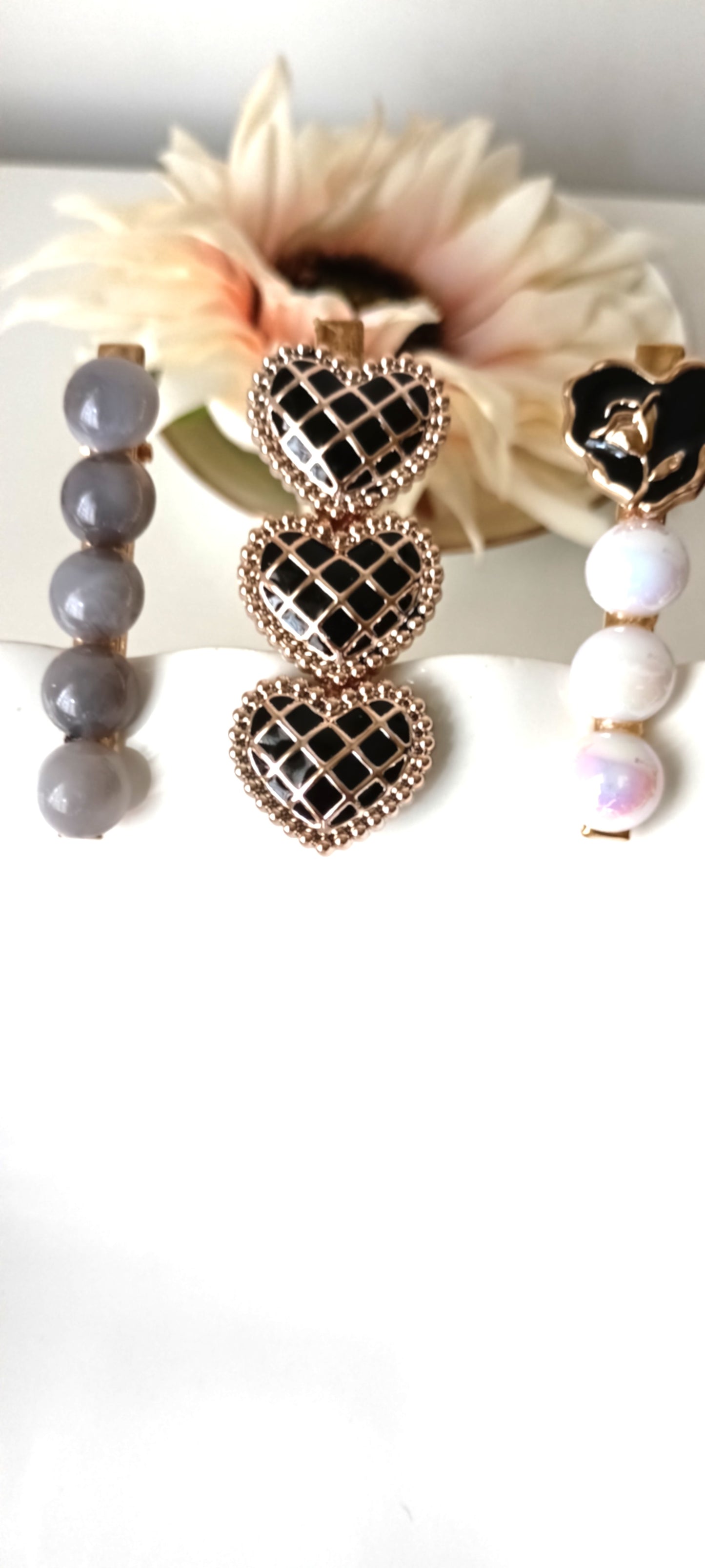 Edgy Grid Heart & Monochrome Bead Hair Clip Set – Black + Grey Statement