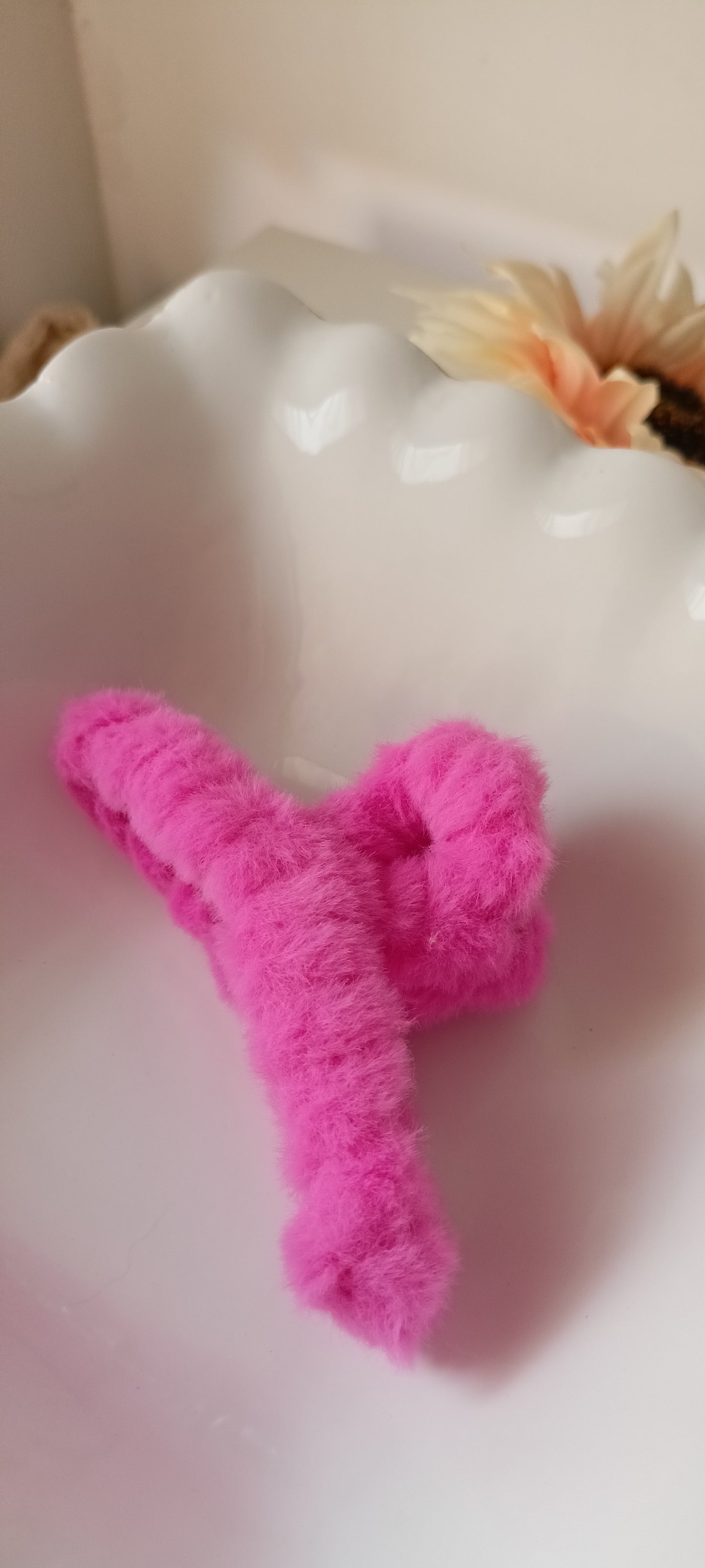 Fluffy Furry Claw Hair Clip - 11.5 cms