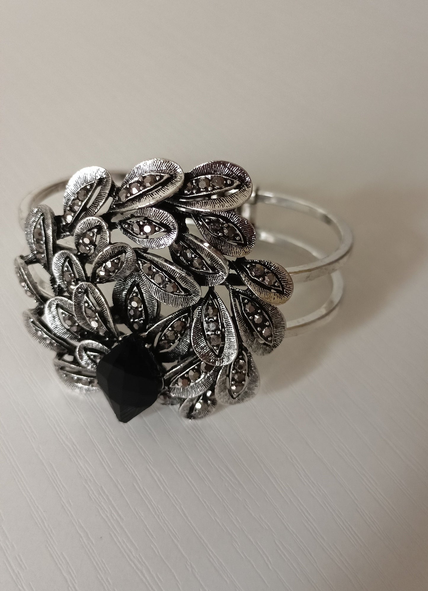 Vintage Black Stone Peacock Feather Oxidized Cuff Bracelet