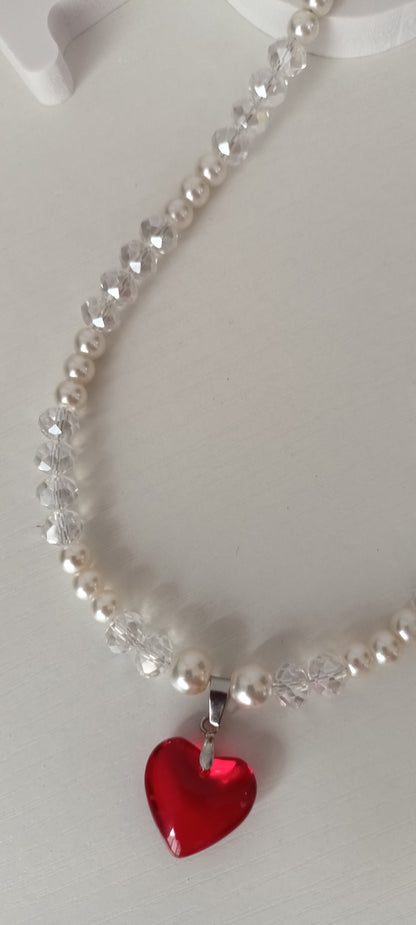 Elegant Pearl & Crystal Heart Necklace – Red Charm Pendant