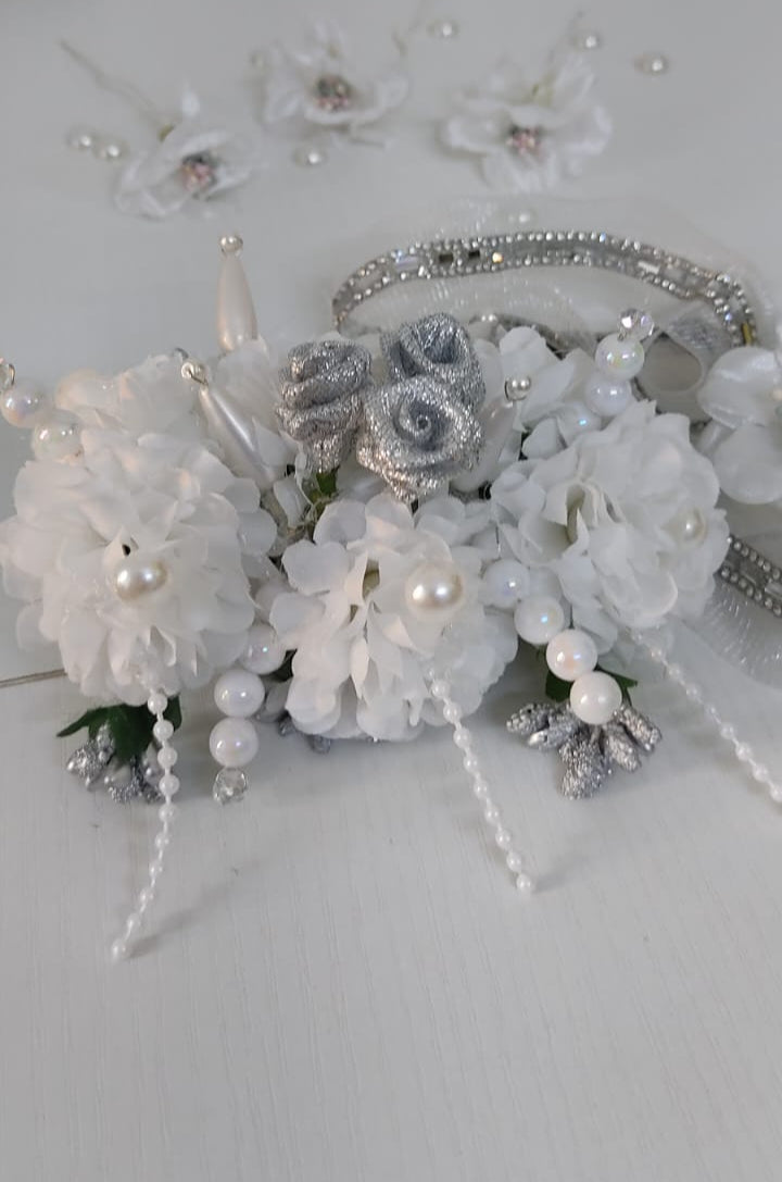 Elegant White Floral Bridal Hair Accessory Set with Pearls & Silver Accents - Wedding Hair Ornament Collection