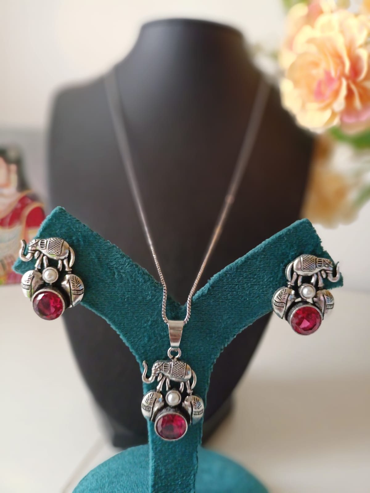 Earring, Pendant with Chain Combo